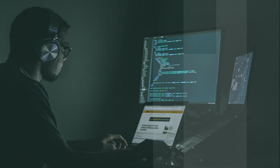 Staff Software Engineer: Salary, Workload & Career Guide